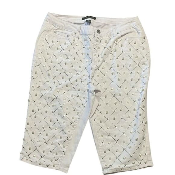 Ashley Stewart bejeweled white Jean Jacket and Crop pants, 22/24 - Picture 2 of 10